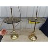 Image 2 : 2  Brass Floor Lap Stands