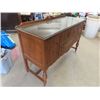 Image 2 : Buffet with Fitted Glass Top 38" x 60" x 22"