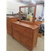 Image 2 : 2 Dressers; 1) 53" x 32" x 18", 1) 44" x 58"  x 18" - with mirror 33" x 39"