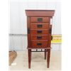 Image 1 : Floor Model Jewlery Cabinet
