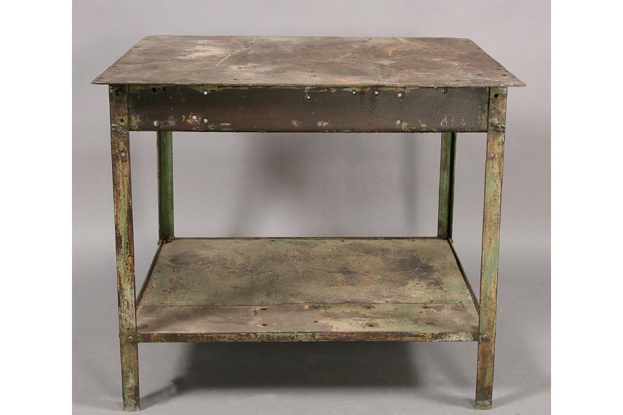 VINTAGE FACTORY/INDUSTRIAL METAL TABLE