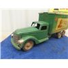 Image 3 : Buddy L' Railway Express Pressed Metal Delivery  Truck 22"x 9" x 6.5"