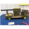 Image 3 : Cragston Cannon Metal Military Friction Truck plus  Battery with 2 Ammo Pieces Made in Japan - 15.5"