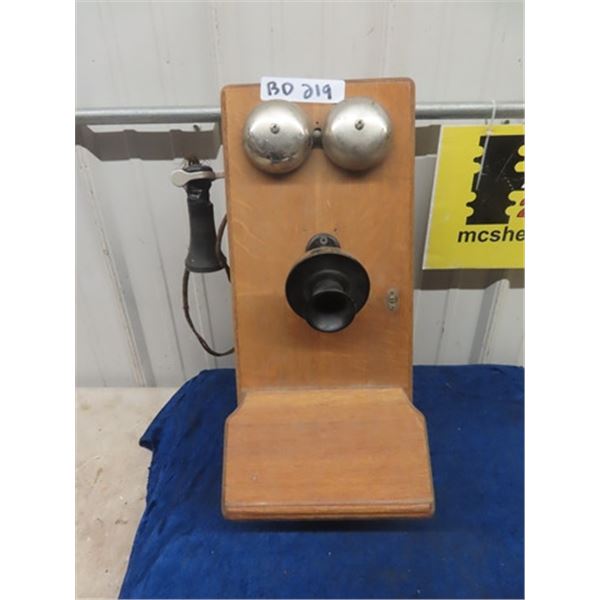 Antique Oak Wall Telephone ( guts removed)