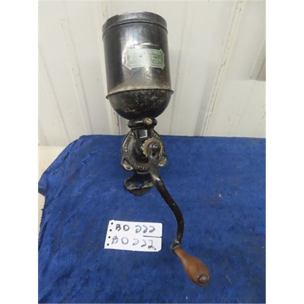 Rare Antique Cast Iron Wall Mount Coffee Grinder  Universal Coffee Mill 1905