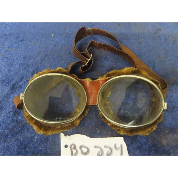 Original  WW1 Fighter Pilots Goggles in  Excellent Condition