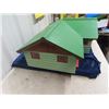 Image 2 : Wooden Ranch Style Doll House with Removable Roof