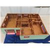 Image 3 : Wooden Ranch Style Doll House with Removable Roof