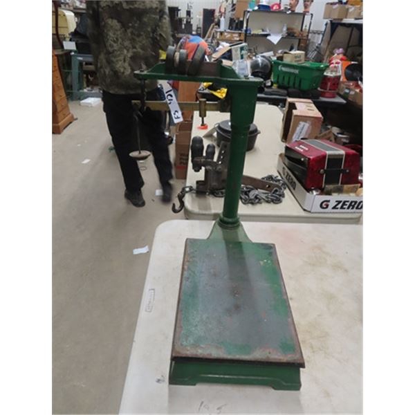 Scale with Brass Beam & Weights