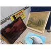 Image 4 : 8 Pictures/Paintings- 2 Matching Shell Art