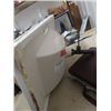 Image 2 : Bathroom Sink 19" x 30"