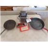 Image 1 : 2 Cast Frying Pans, Drop Side Toaster plus more