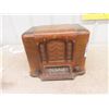 Image 1 : Westinghouse Tube Type Radio