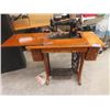 Image 1 : (ww) Singer Treadle Sewing Machine