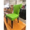 Image 1 : (ww) Green Leather Chair