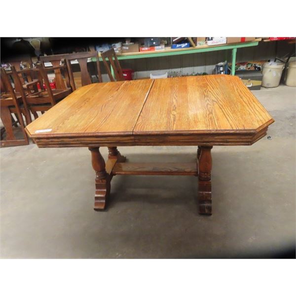 (ww) 1/4 Cut Oak Table 40" x 54" plus 18" Leaf