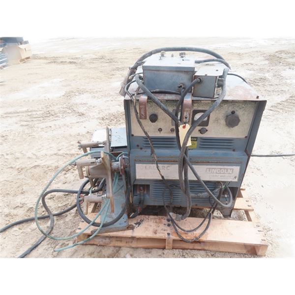 Lincoln Ideal Arc R35 Welder