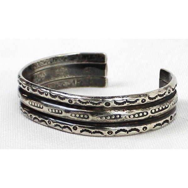 Vintage Navajo Sterling Silver Bracelet