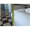 Image 17 : White Covered 3 Seat Sofa Sleeper Bed w/ 2 Leaf Design Cushions 80"x21"x29"H