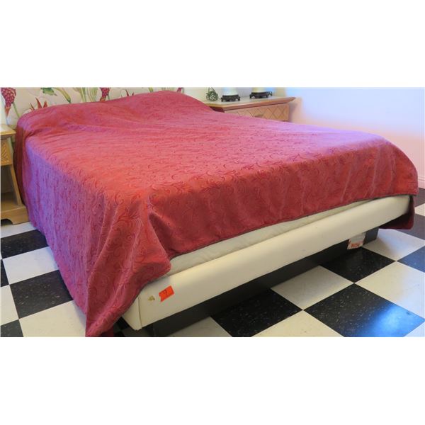 Full Size Mattress in Platform Frame 80"x57"x12"H w/ Floral Headboard