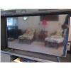 Image 2 : Insignia 50" Flat Screen TV Model NS-50DF710NA21