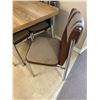 Image 4 : Vintage Table and 6 Chairs with 1 leaf