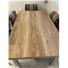 Image 7 : Vintage Table and 6 Chairs with 1 leaf