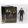 Image 1 : TWILIGHT NEW MOON EDWARD FIGURE IN METAL BOX