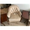Image 1 : Upholstered Chair