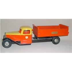 1930's Structo IH Dump Truck