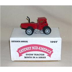 Custom IH 7488 2+2 w/ Duals '97 Gateway Show 1/64th Scale by Baker
