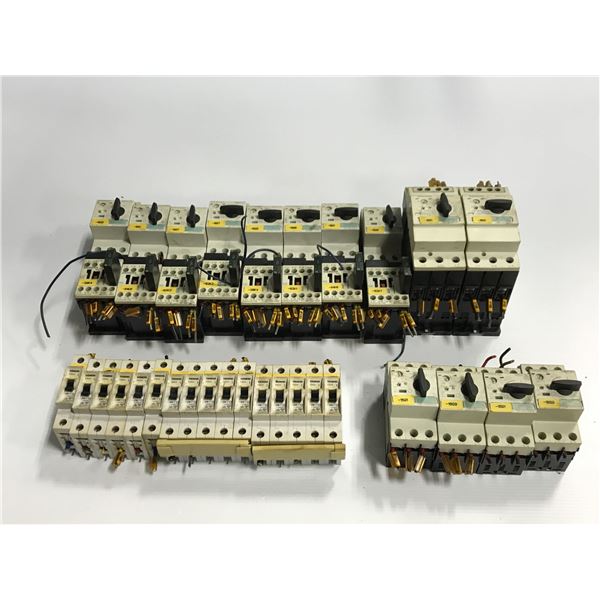 Lot of Siemens Circuit Breakers / Contactors