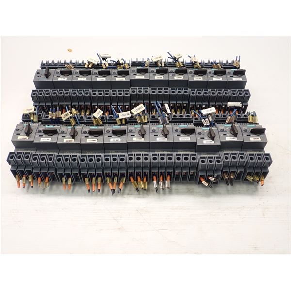 Lot Of Siemens # 3RV2811-1DD10 Circuit Breakers