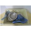 Image 2 : Pet Related Items - Aluminum Bowls, Scoops, Etc.