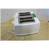 Image 3 : 4 Slice Toaster