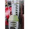 Image 1 : 12-White Metal/Wood Seat Chairs - 12 X $