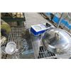 Image 2 : Chafing Stands, Heat Lamp, Bottle Stand