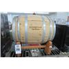 Image 1 : Whiskey Barrel Décor