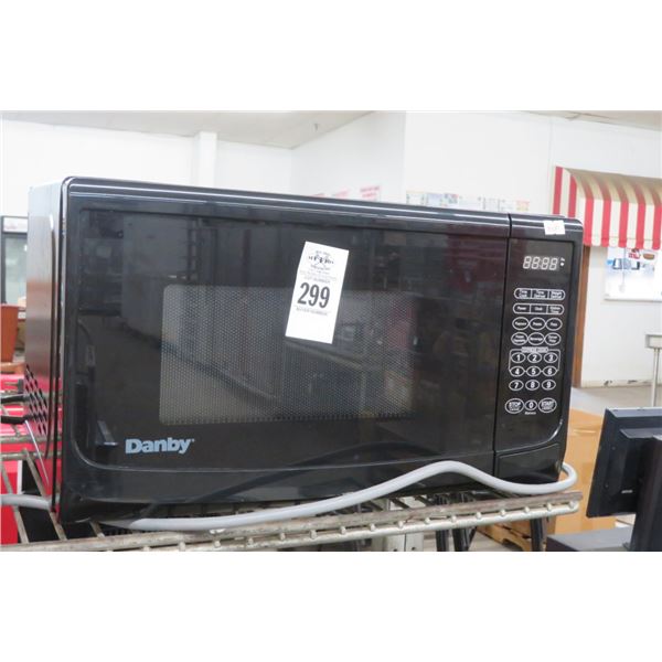 Danby Black Small Microwave Oven