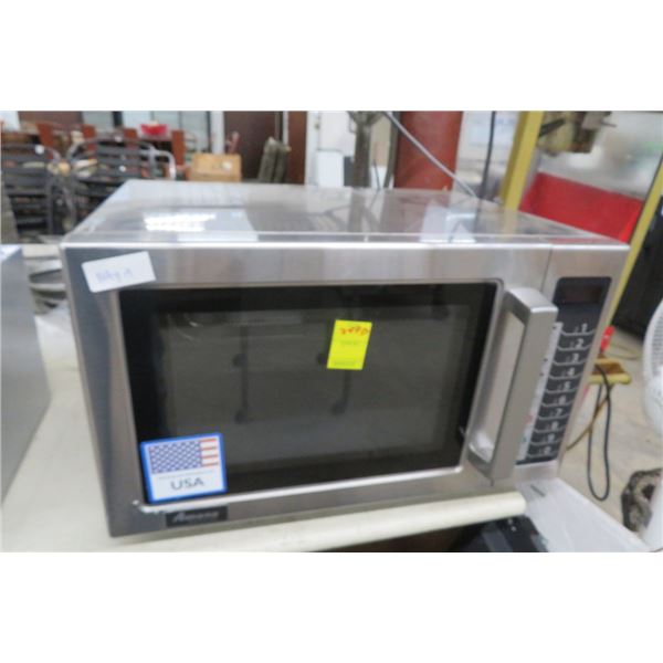 Amana Microwave Oven