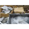 Image 3 : Pallet of ? Scoops