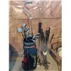 Image 1 : Wilson Golf Bag with Wheel Cart & KS100 - Spalding Golf Clubs