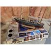 Image 2 : Cutty Sark Model Ship (with box & extra accessories) - Easel