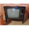 Image 2 : Retro RCA 25" TV Model CCC991V (Very Heavy) - Vintage Garbage Can - Electric Heated Blanket