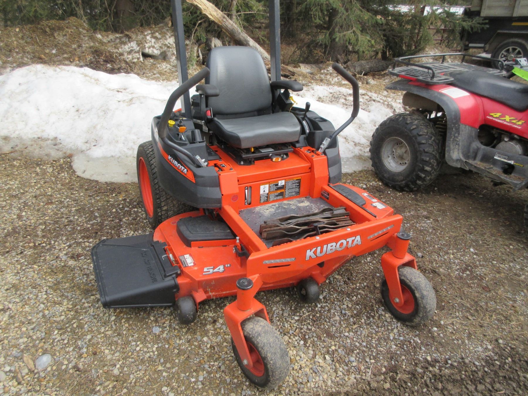 2016 KUBOTA KOMMANDER Z125S ZERO TURN LAWN MOWER