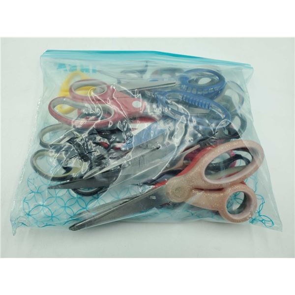 Lot of Assorted Scissors