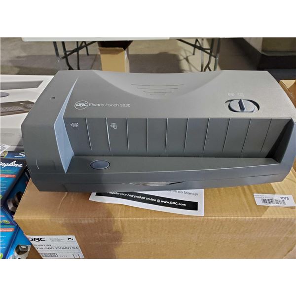 NEW GBC Electric Table Top Punch 3230