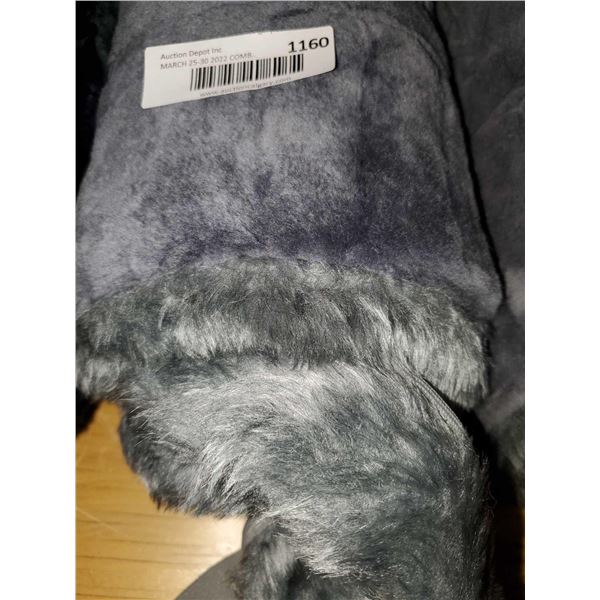 Ultra Plush Genuine Sheepskin 100 Pure Wool Pile, Single Auto Seat Cover - Grey/Blue