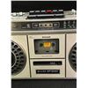 Image 3 : Vintage Sharp GF-9090 BOOMBOX AM/FM Cassette (see description)