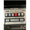 Image 7 : Vintage Sharp GF-9090 BOOMBOX AM/FM Cassette (see description)